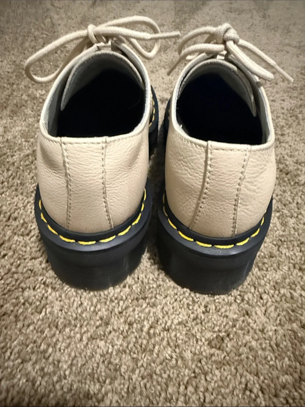 Dr. Martens smooth cream